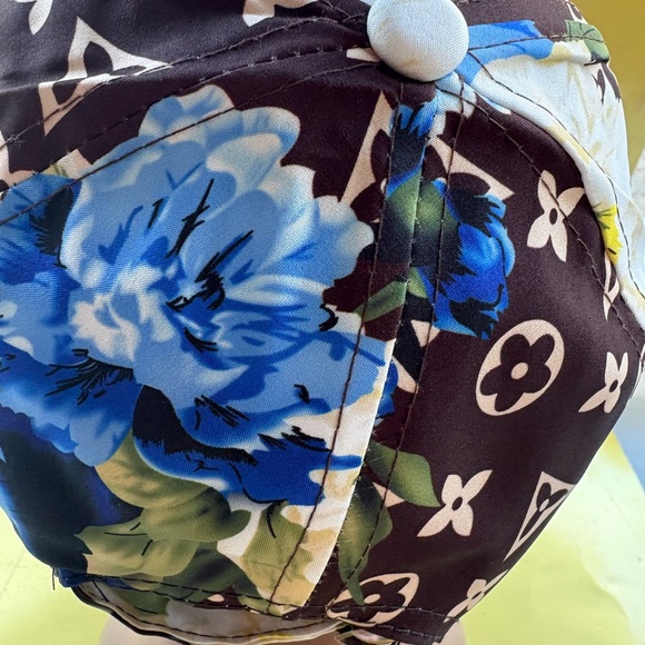 Black and Beige Patterned Cap - Picture 10 of 10